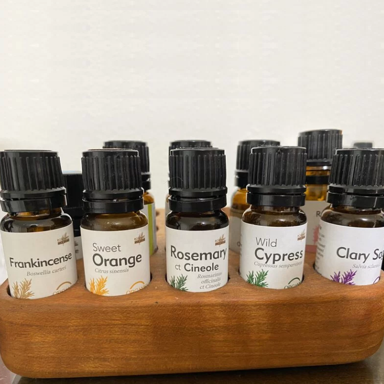 Essential oil stater kit~30 essential oils +2 organic hydrosols+inhaler+aroma patch