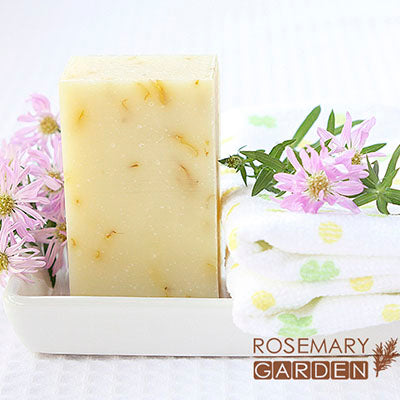 rosemary garden organic herbs and aromatherapy